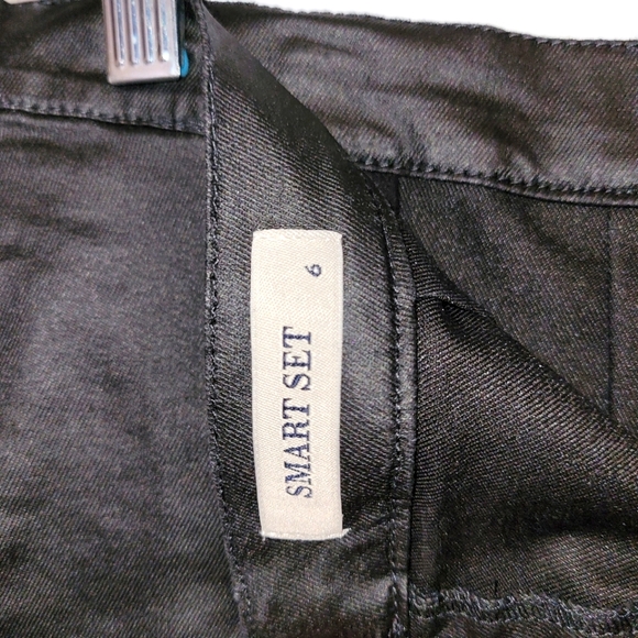 Mini Skirt - Picture 2 of 3